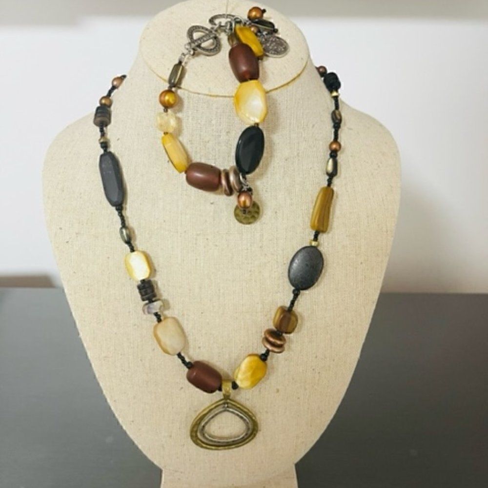 Silpada Multi-Stone Necklace & Bracelet Set  Retired display items in Silpada pa